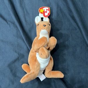 Pouch beanie baby
